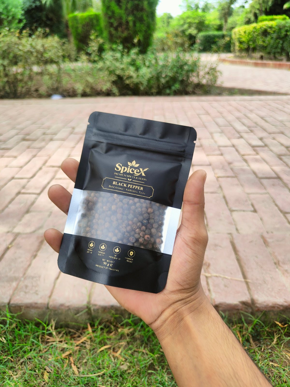SpiceX Black Pepper Kali Mirch 50g product packaging close-up
